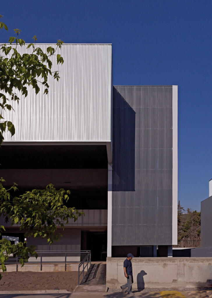 Southern Cross 4