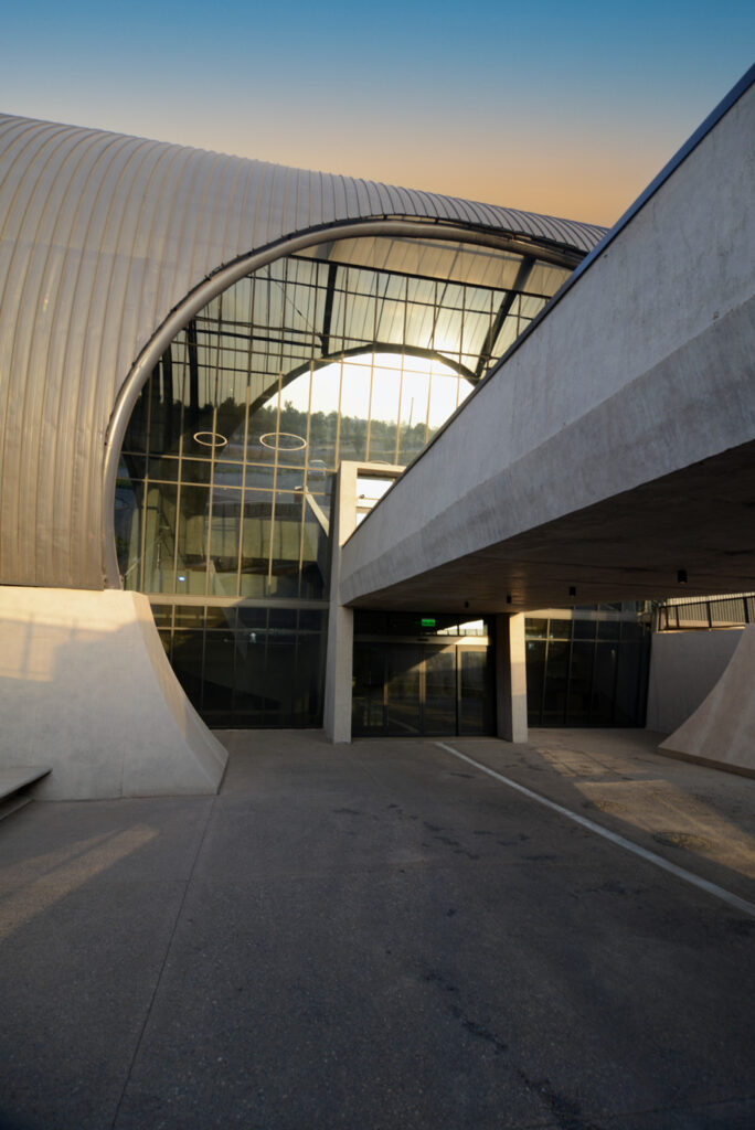 CEN 9